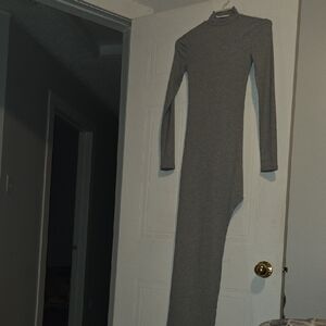 Forever 21 Gray Long Sleeve Maxi Dress